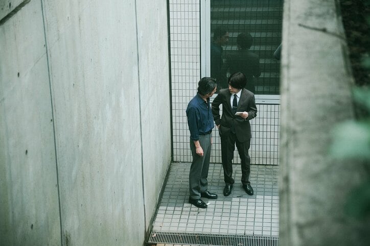 【写真・画像】二宮和也、“大先輩”高橋和也との共演シーンにファン歓喜「胸アツ」「まさかこんな時が来るなんて」『インフォーマ -闇を生きる獣たち-』 2枚目