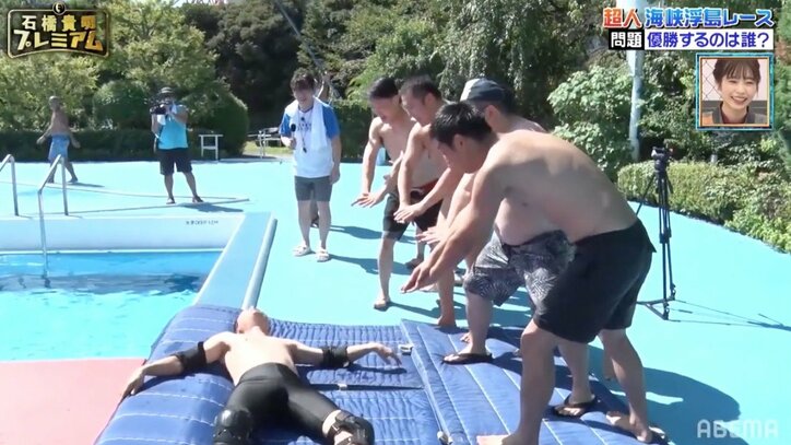 次長課長・河本、芸人だらけの水泳大会でベテランの貫禄を見せつける 女王様と天丼ギャグも