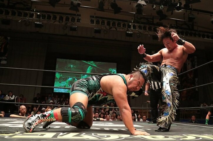 “反逆者で裏切り者”のDDT王者・入江茂弘、1大会で2連続防衛！次の舞台は世界へ