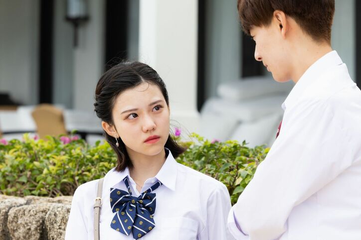 片思い高2女子、好きな男子がデート中に本命女子にプレゼントを買っていたことを知り…告白直前に衝撃の涙『今日好き』サムイ島編最終話