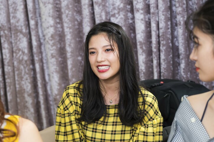 E-girls、新曲で岩田剛典出演映画を切なく彩る『Perfect World』-インタビュー-