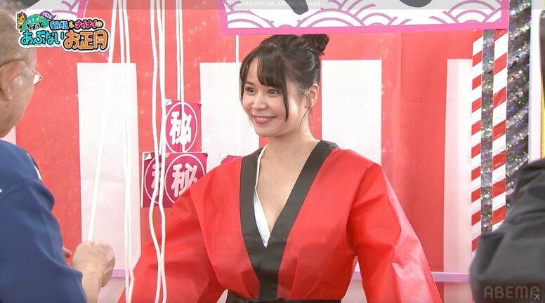 鶴瓶、“セクシーくじびき”でまさかの写真引く 出演者も「これは当たりやわ！」