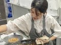 「都内のフレンチで…」調理師→人気セクシー女優へ デビュー理由を明かす「同僚11人中、女性1人。男社会で…」