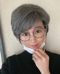鈴木奈々、白髪混じりのおばあちゃんに変身し「超絶可愛い」「何でも似合っちゃいますね」と話題
