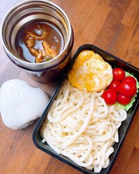 みきママ『カレーうどん弁当です!!』
