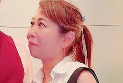 娘の同級生と結婚した54歳女性、21歳年下夫からの猛アプローチを受けて結婚「ありえない」