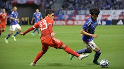 「ファウルでしか止められない」三笘薫にキレッキレドリブルで縦突破され相手DFは思わず足...元日本代表は三笘の“キャリー能力”を称賛