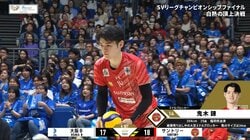 「2回曲がった」男子バレー、大一番で衝撃の無回転サーブ “ありえない”軌道のエースに日本代表選手も驚愕 相手もライン上で凝視