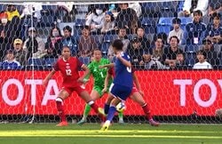 「突き刺したー！」なでしこ谷川萌々子の“パワフルショット先制点”にファン大興奮「別格に上手い」「まだ20歳なんか…」カナダ守備陣は唖然