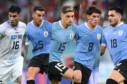 ウルグアイ代表の来日メンバー＆背番号が発表！　バルベルデは「15」、ペリストリが「8」