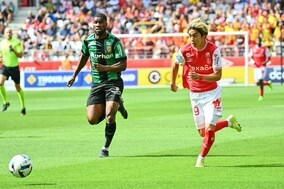 伊東純也が相手の一発レッドを誘発も…スタッド・ランスは好調RCランスに追いつかれドロー