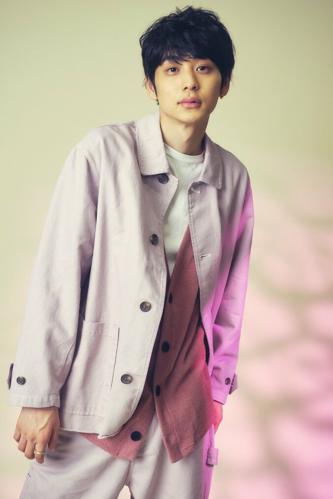 『ドラ恋』新メンバーの鈴木志遠、「控えめな性格とは真逆の役に挑戦して殻を破りたい」と意気込み 3枚目