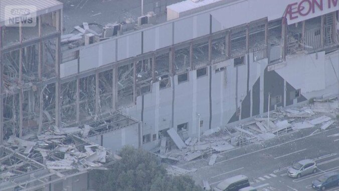 【地震情報まとめ】イオンモール熊本の爆発崩落で20～30人ほど安否不明 少なくとも数人死亡 ガス漏れの可能性指摘も　熊本城の天守閣や石垣など破損　各地で火事　橋の一部崩落も　熊本で震度７ 4枚目