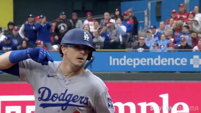 【写真・画像】大谷翔平、塁上の“動き”に現地実況驚愕…変わらぬ大胆さに注目「ビッグリードだ」強肩捕手も堪らず超警戒　1枚目