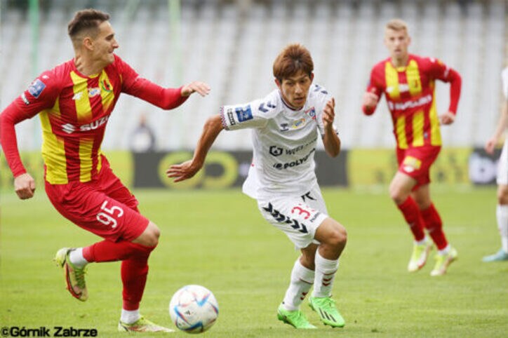 【インタビュー】奥抜侃志、ポーランドで研ぎ澄ます“縦突破” 「一瞬のスピードは通用する」