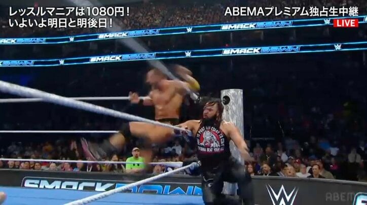 【映像】「普通に危ない」非道な“不意打ち足払い”