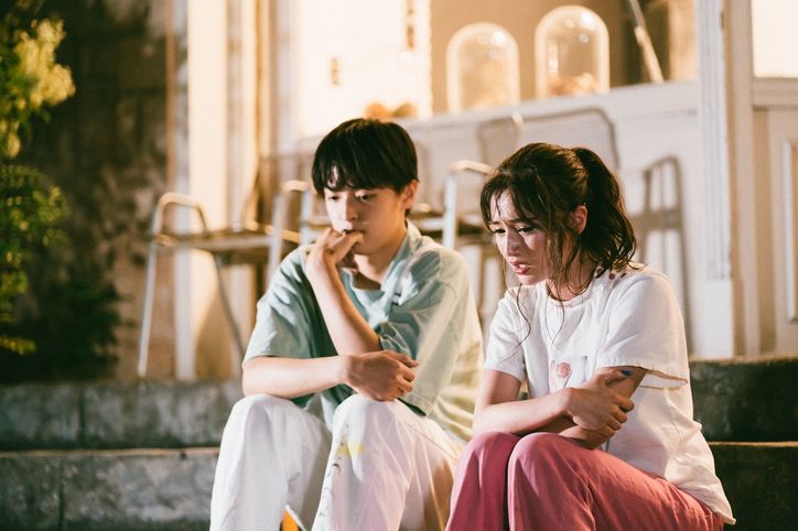 FAKY、“元カレ”への思いを赤裸々に綴る失恋ソングで新境地、Taki「次こそは幸せに終わりたい」『虹オオカミ』への想いも