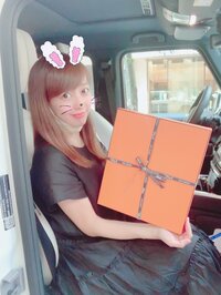 川崎希『エルメスで初バーキン25♡』