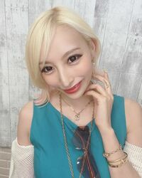 「めちゃくちゃ可愛すぎ」「お似合い」加藤紗里のキュートなウルフショート姿にファン称賛