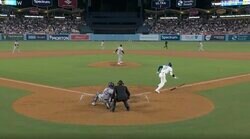 怖っ…！ 大谷翔平、中継カメラが追いつかない“弾丸ゴロ”がエグすぎる　審判のリアクションが話題に「打球速すぎw」「音もスゴいな」