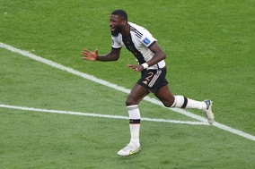 【W杯】「性格悪い」　ドイツDFの“独特ステップ”に本田圭佑が苦言「バカにした走り方してる」