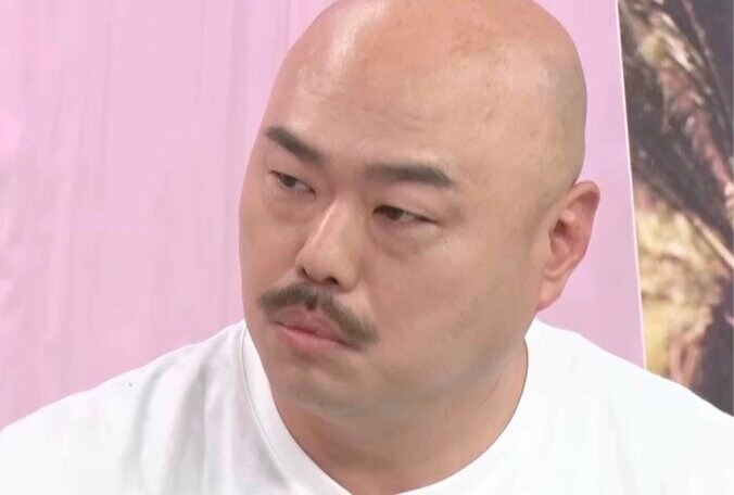 【写真・画像】愛する妻がトムブラウンみちおとキス！「何してくれてんの！？」人気芸人が悲鳴　1枚目