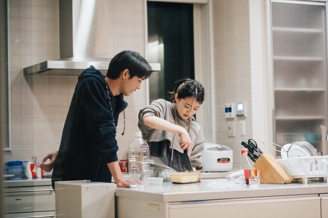 あの娘とはキスさせない！好きな人のキスシーンを防ぐため闘志を燃やす女優『ドラ恋～KISS or kiss～』act.8 8枚目