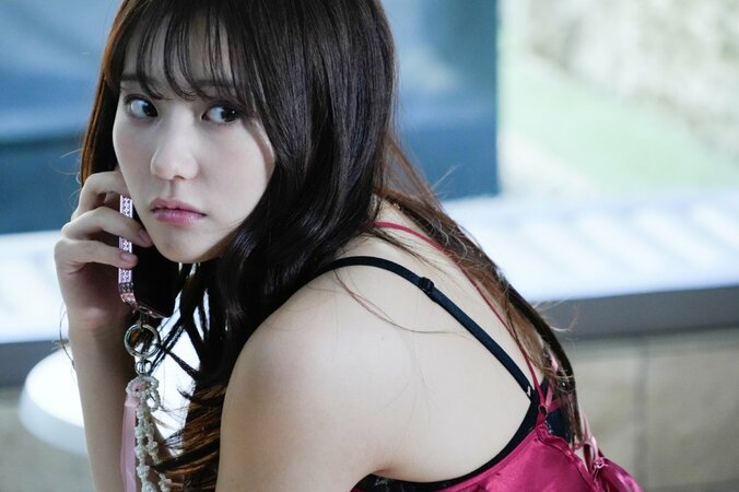 【写真・画像】不倫相手との痴態を隠し撮り…“令和のグラビアヴィーナス”田中美久、不気味な不倫女を怪演「楽しいよ、人の幸せを壊すのは」　1枚目