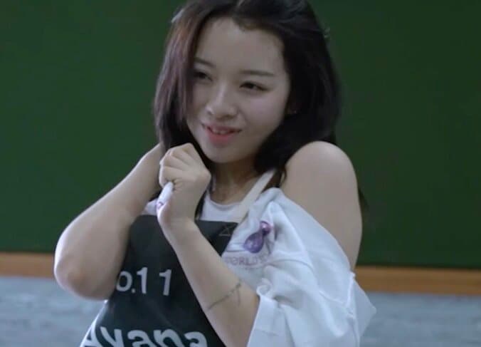 【写真・画像】ライバル同士なのに…ランキング上位の元アイドル練習生、未経験のチームメイトへ“神アドバイス”「人格者すぎる」「優しさに泣ける」　1枚目