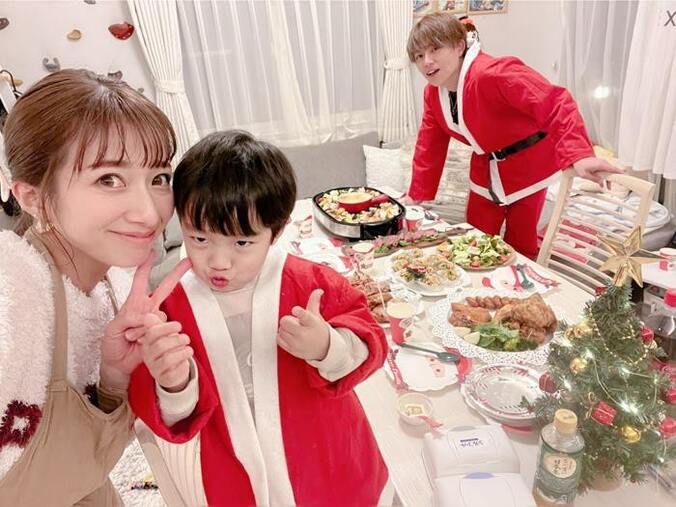  辻希美、家族で過ごすクリスマスパーティー「ゆっくり楽しみます」  1枚目