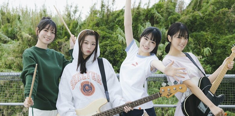 山本杏・花城奈央・晴こころ・江下晏梨、ミスマガジン2024＆2025受賞者が“軽音部の合宿”グラビア ヤンマガWebカット公開