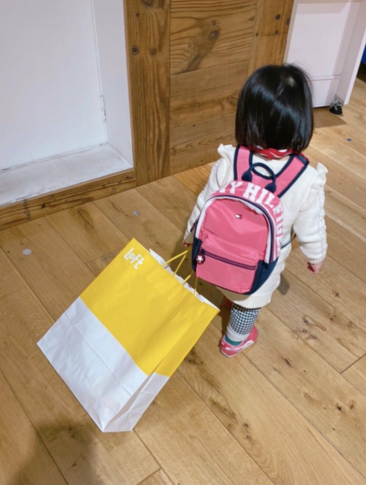 浜田ブリトニー ホームレスギャル漫画家 のような娘の後ろ姿を公開 そっくり 可愛い の声 話題 Abema Times