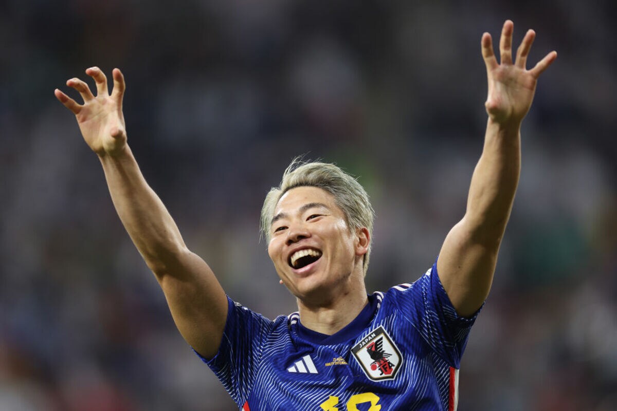 浅野拓磨 選手 GEMカード サッカー日本代表チームカード 浅野