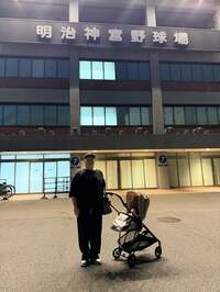 山本圭壱『お散歩』