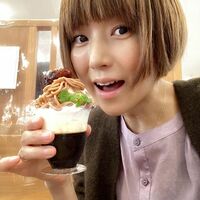 hitomi、第4子を連れての外食に感慨「テーブルにつく時の家族の感じ…いいな」
