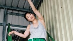 “恥ずかしがるバニー動画”が鬼バズり ときちゃんが断崖絶壁で“大自然”カット 2nd写真集が8月29日発売