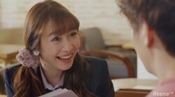 岡本夏美のギャル制服姿に反響「完全に優推し」「ツインテ最高」