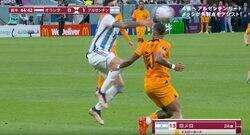 36年の時を超えて「神の手」再び！ アルゼンチン代表・ロメロ、マラドーナを彷彿とさせるハンド炸裂