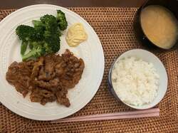 原田龍二の妻、夫が娘に振る舞った手料理を公開「パパすごーーーい」