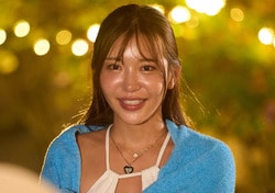 「ご褒美タイムです」タオルを開いてジャーン！わがままボディな29歳美女のジャグジー登場シーンに「やっば〜！」ニューヨーク屋敷悶絶