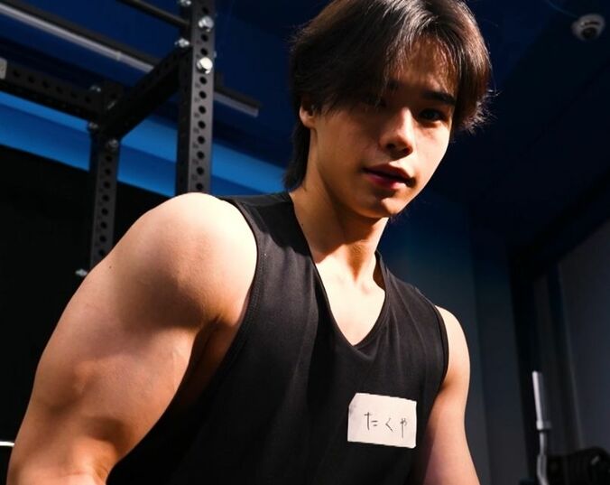 【写真・画像】彼女は“日本一可愛い女子高生”！イケメン彼氏(18)の超絶肉体美にギャルタレントも惚れ惚れ「かっこいい～」　1枚目