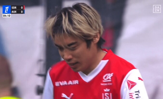 伊東純也、唖然…中村敬斗と高速連携→“バースデーゴール”が神セーブに阻まれた瞬間「決めたかった…」「惜しい！」「完璧だったのに」 3枚目