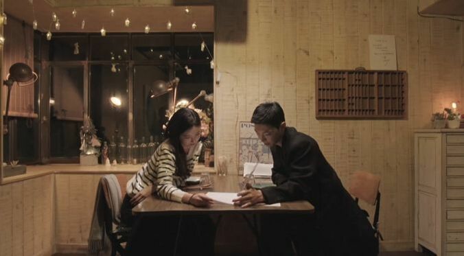 一緒にメニューを見ていると相手の指が…大胆なアプローチにモテ美女のドキドキが最高潮に「帰りたくない」 4枚目