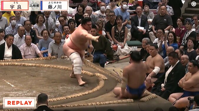 宇良との取組でも