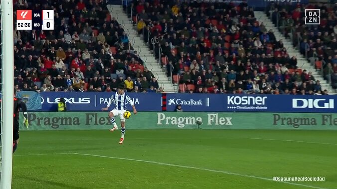 【映像】久保建英、絶好位置からの強烈ボレー→魂のブロック