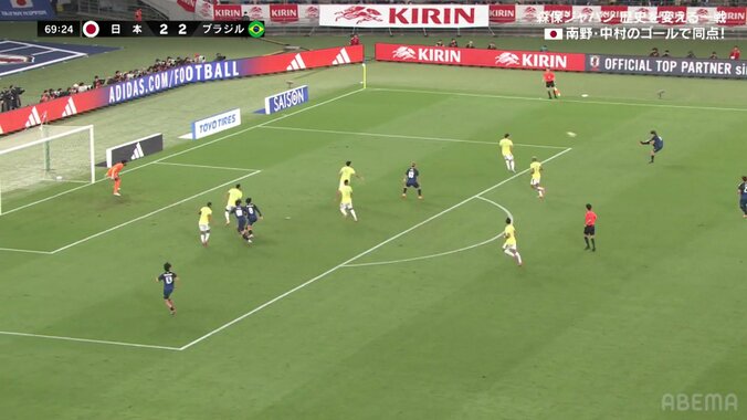 「精度やべーのよ」伊東純也、超精密クロスで決定機演出の瞬間「ガチで上手い」「最高のクロス」 5枚目