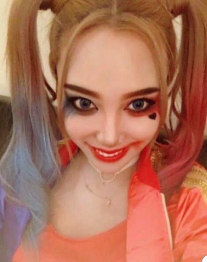 セクシー系から最恐ゾンビまで！ざわちん、ハロウィンメイク&コスプレを一挙大公開 3枚目