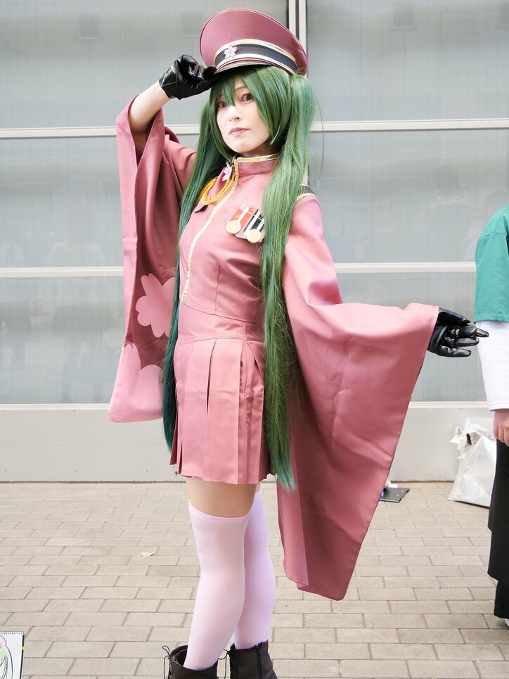 [Photos/Images] "Although the wind was very strong" – A Beautiful Environment Led to This Stunning Senbonzakura Miku Cosplay 8th