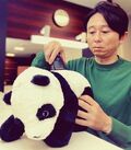 「パ、パンダ飼っていたんですね、、、」有吉弘行のパンダを“トリミング ”の1コマに反響