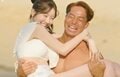 スタイル抜群の水着美女たちをお姫様抱っこ…海辺を爆走するマッチョ男子たちに鈴木福も大盛り上がり